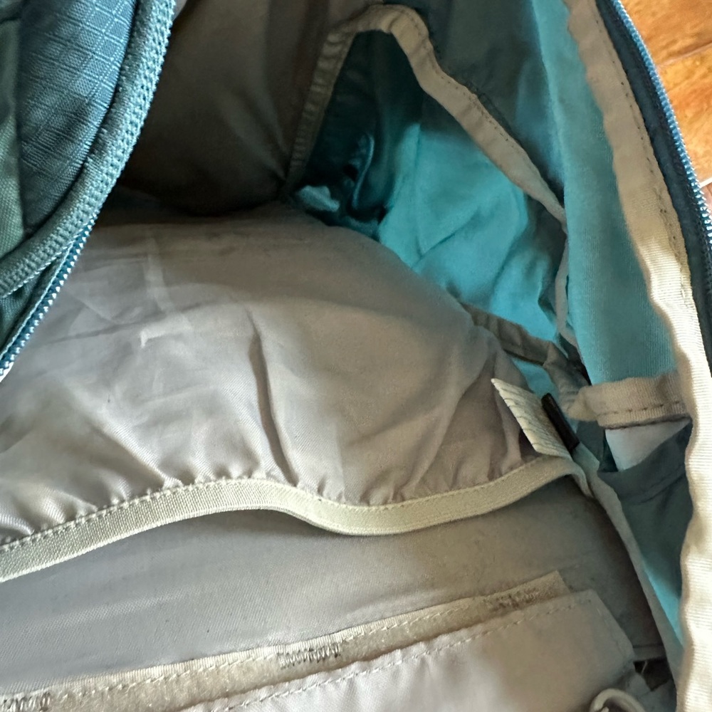 Gregory Z30 Hiking Backpack - Picture 6 of 10